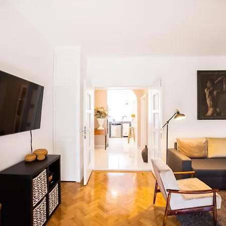 Klara - Jazine Lejlighed