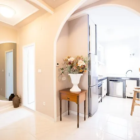 Klara - Jazine Apartment *